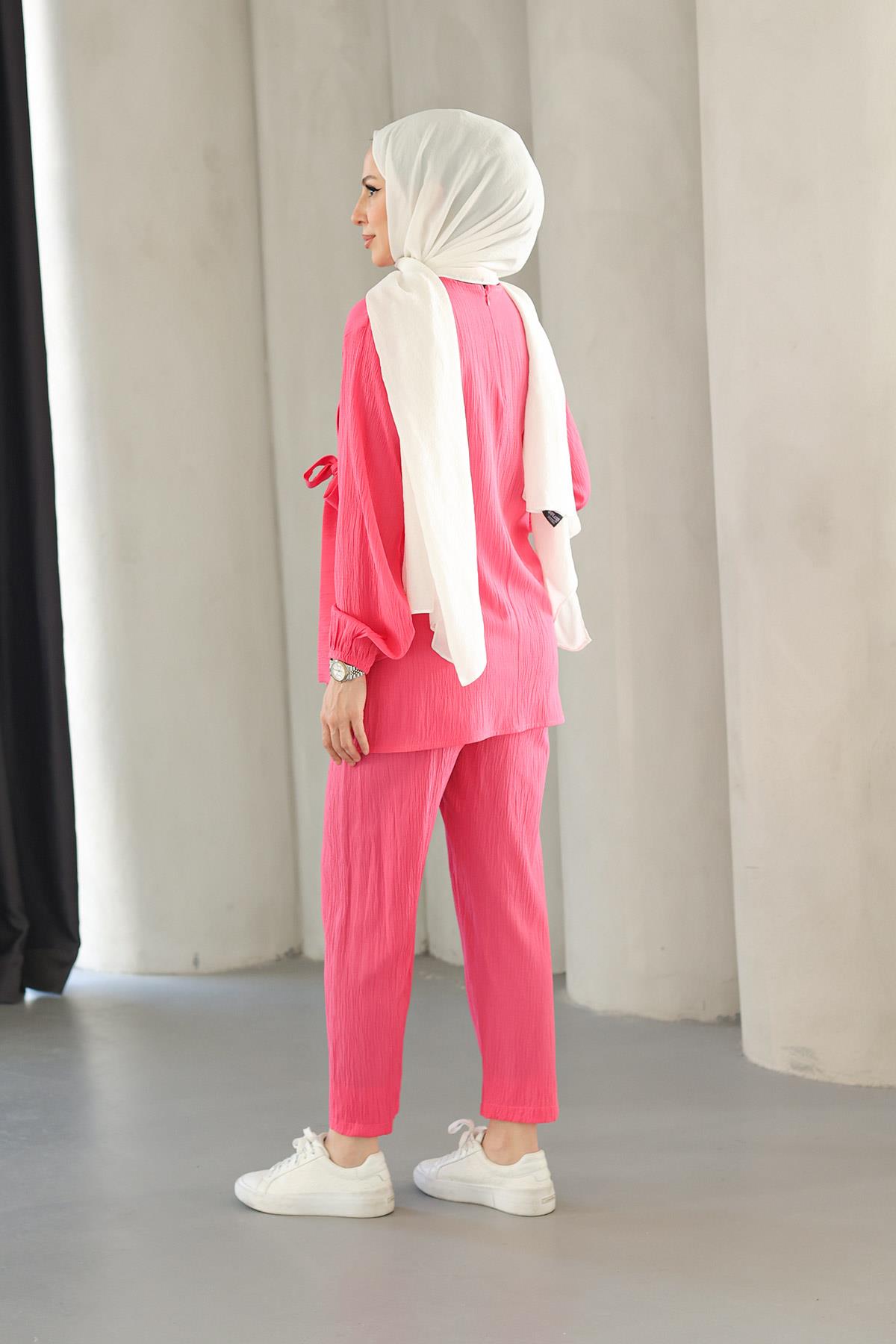 Bağlama Detaylı Takım Fuşya