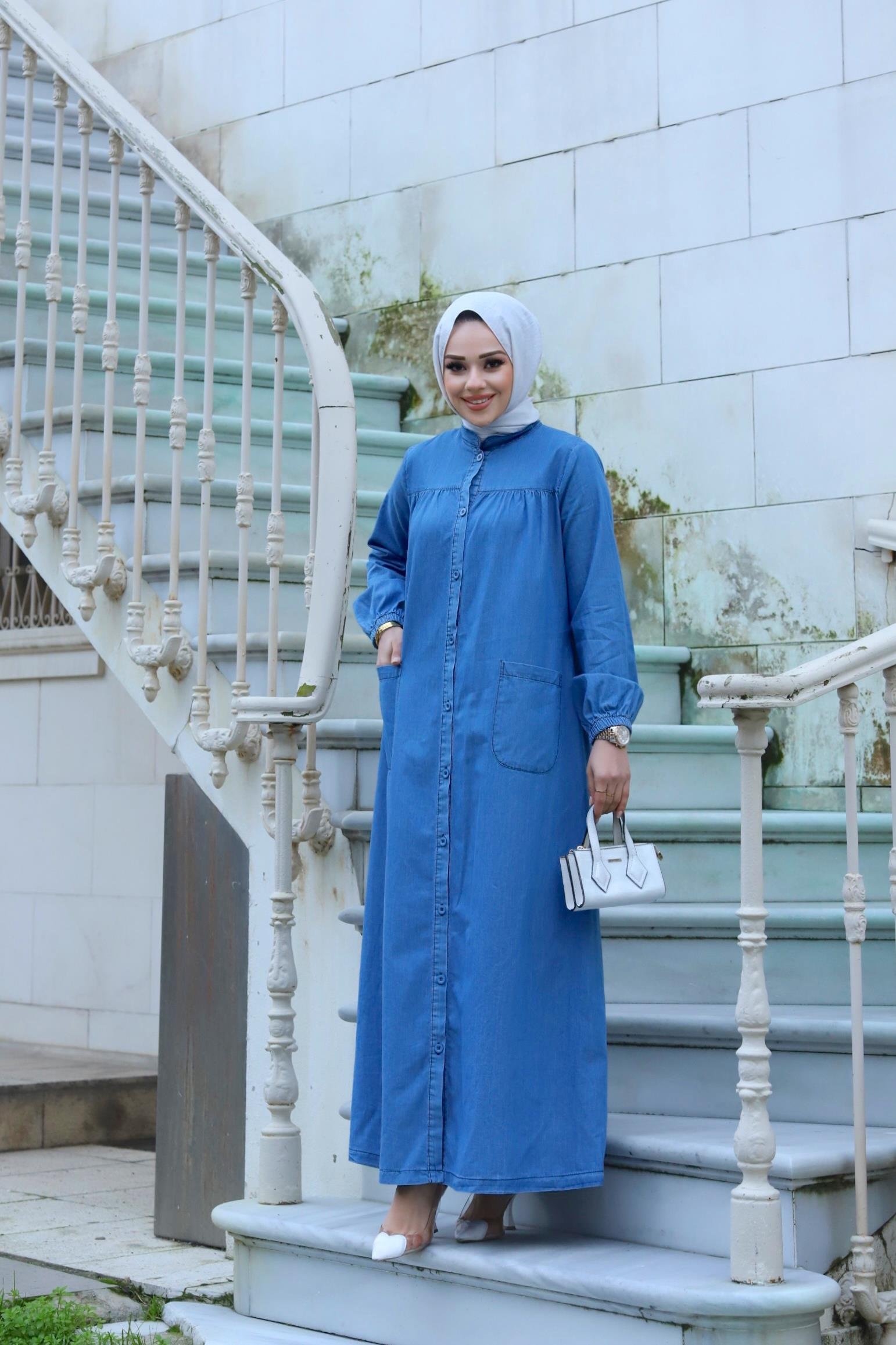 Cep Detaylı Tesettür Açık Kot elbise 