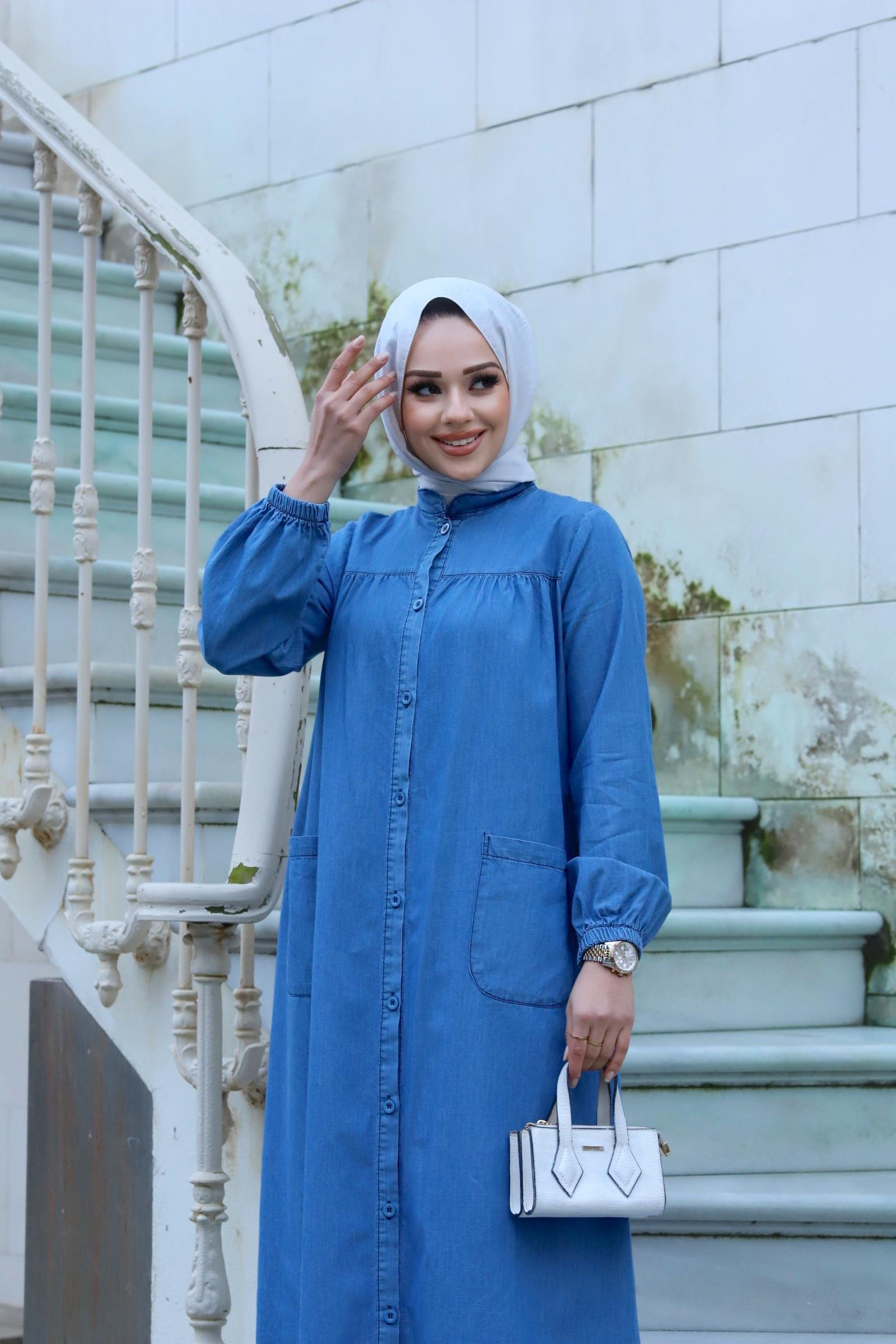 Cep Detaylı Tesettür Açık Kot elbise 