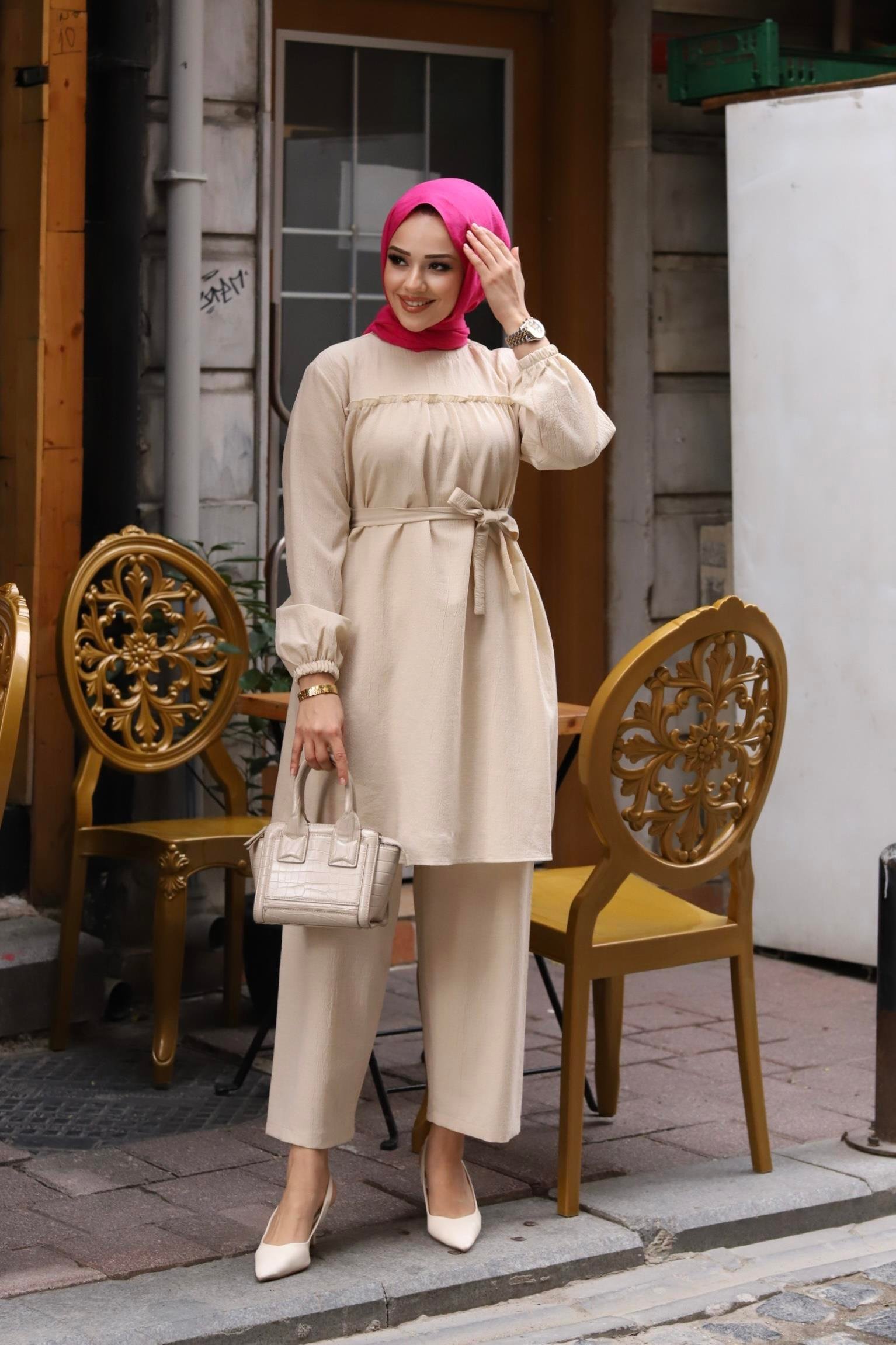 Fırfır Detaylı Tesettür Bej Takım 