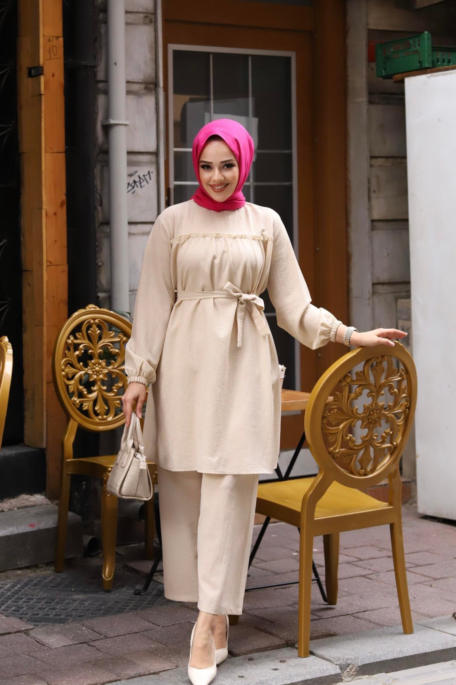 Fırfır Detaylı Tesettür Bej Takım 