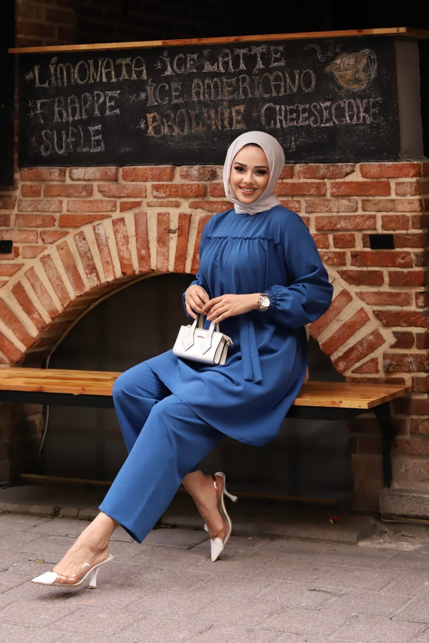 Fırfır Detaylı Tesettür İndigo Takım 