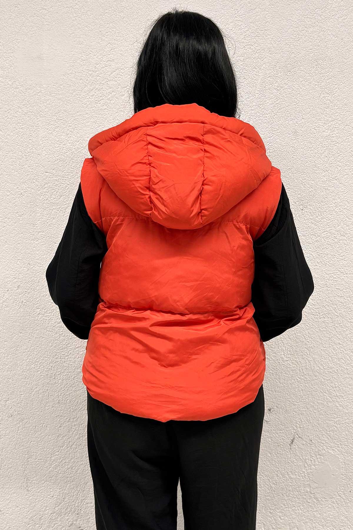 Kapşon Detaylı Şişme Yelek Turuncu