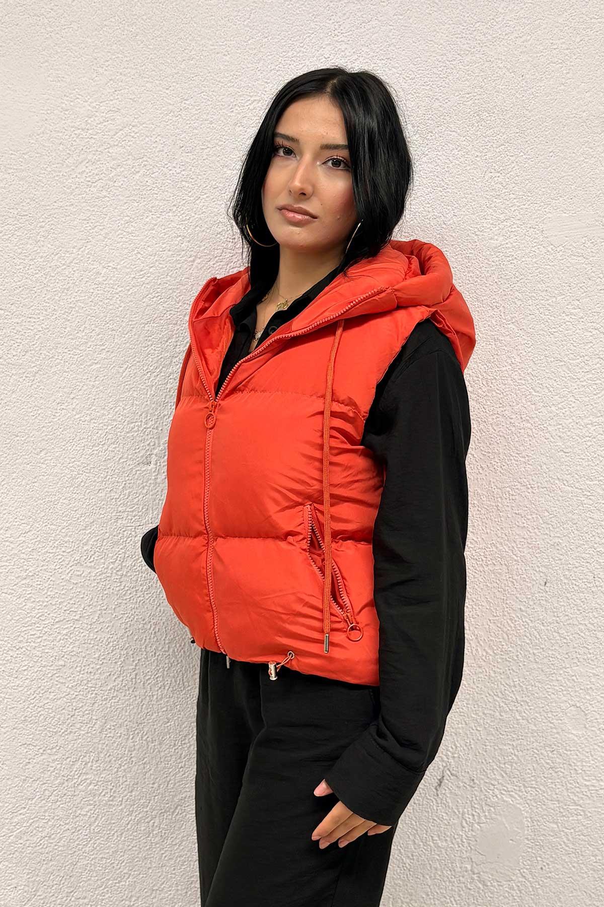 Kapşon Detaylı Şişme Yelek Turuncu