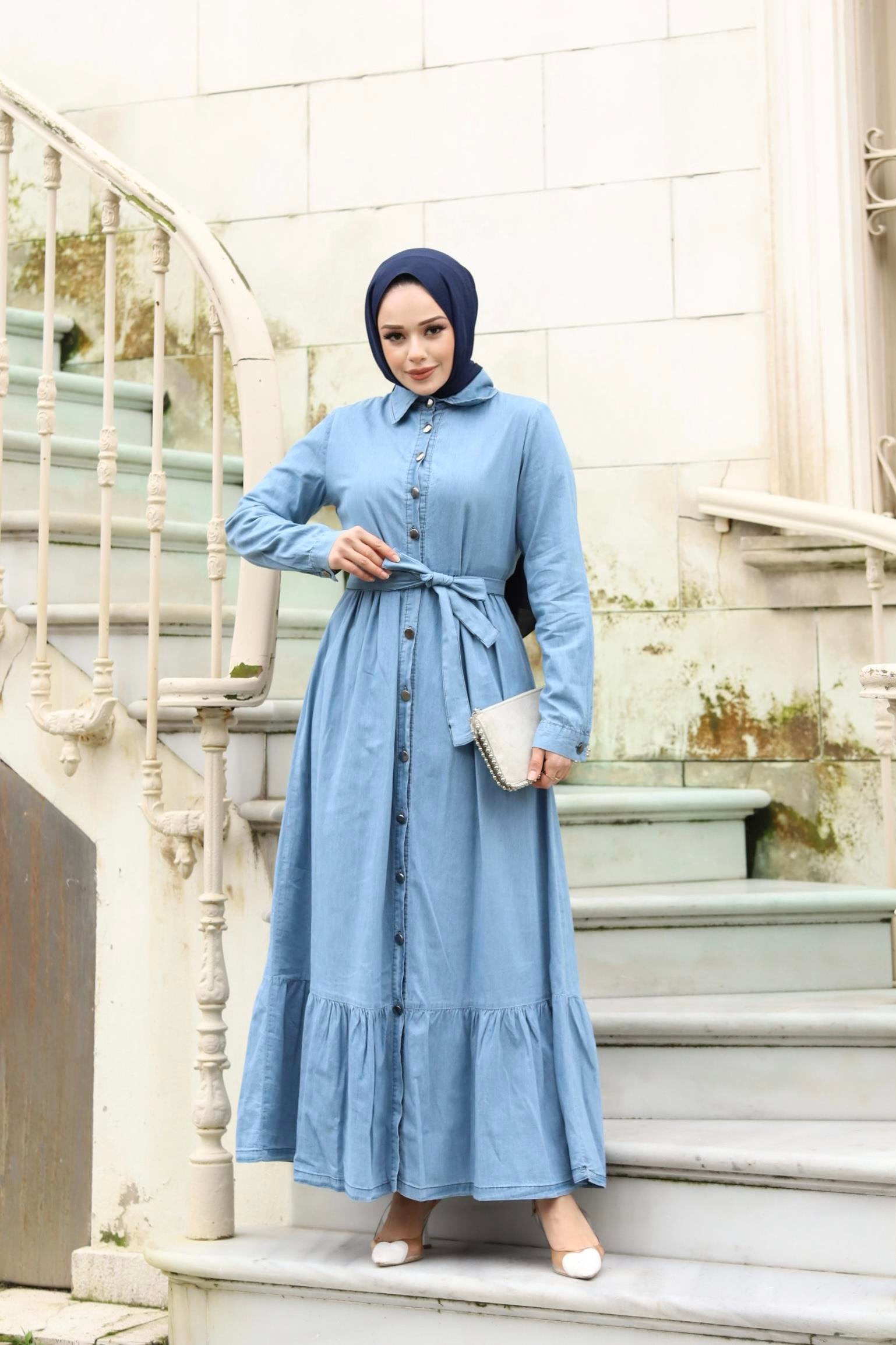 Kemer Detaylı Tesettür Açık Kot elbise 