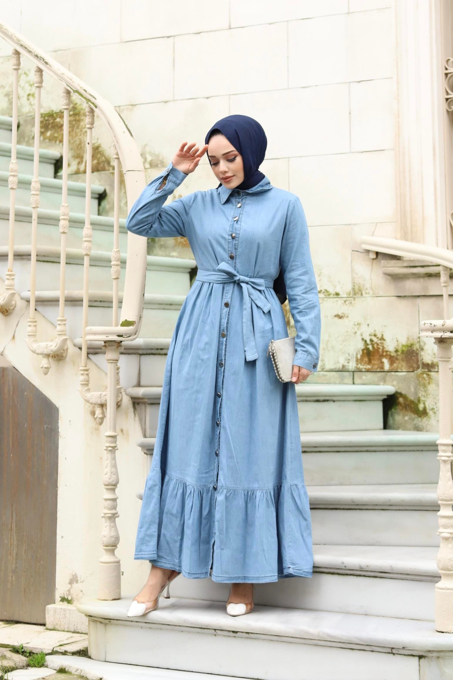 Kemer Detaylı Tesettür Açık Kot elbise 