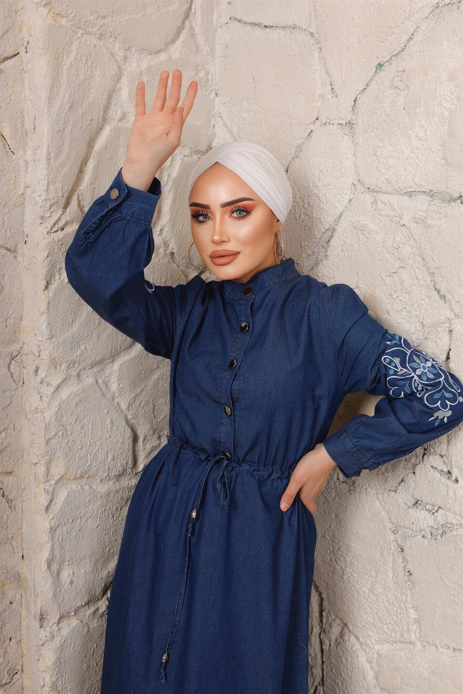 Kol Detaylı Tesettür Koyu Kot Elbise