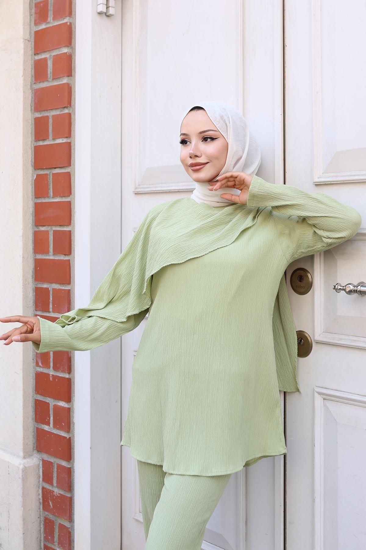 Pelerin Detaylı Takım Mint Yeşili