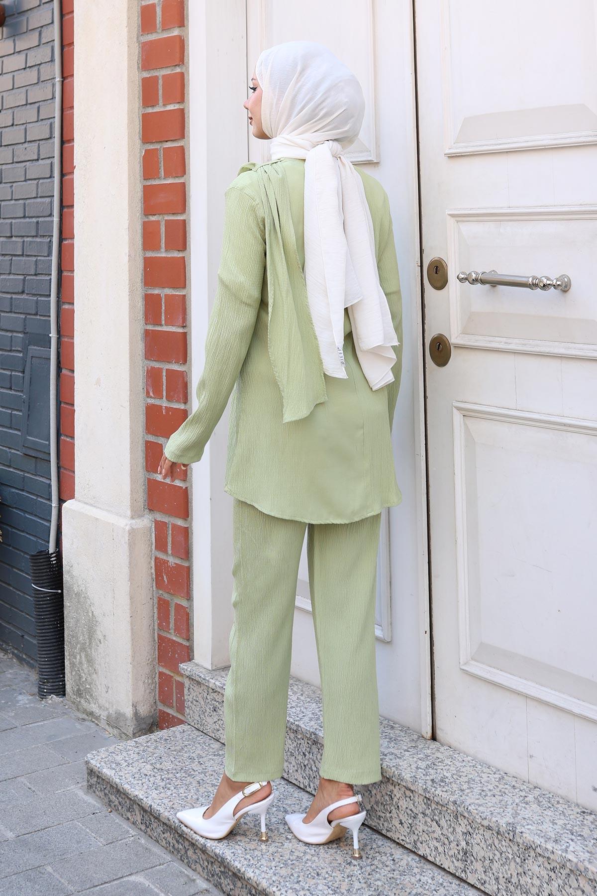 Pelerin Detaylı Takım Mint Yeşili