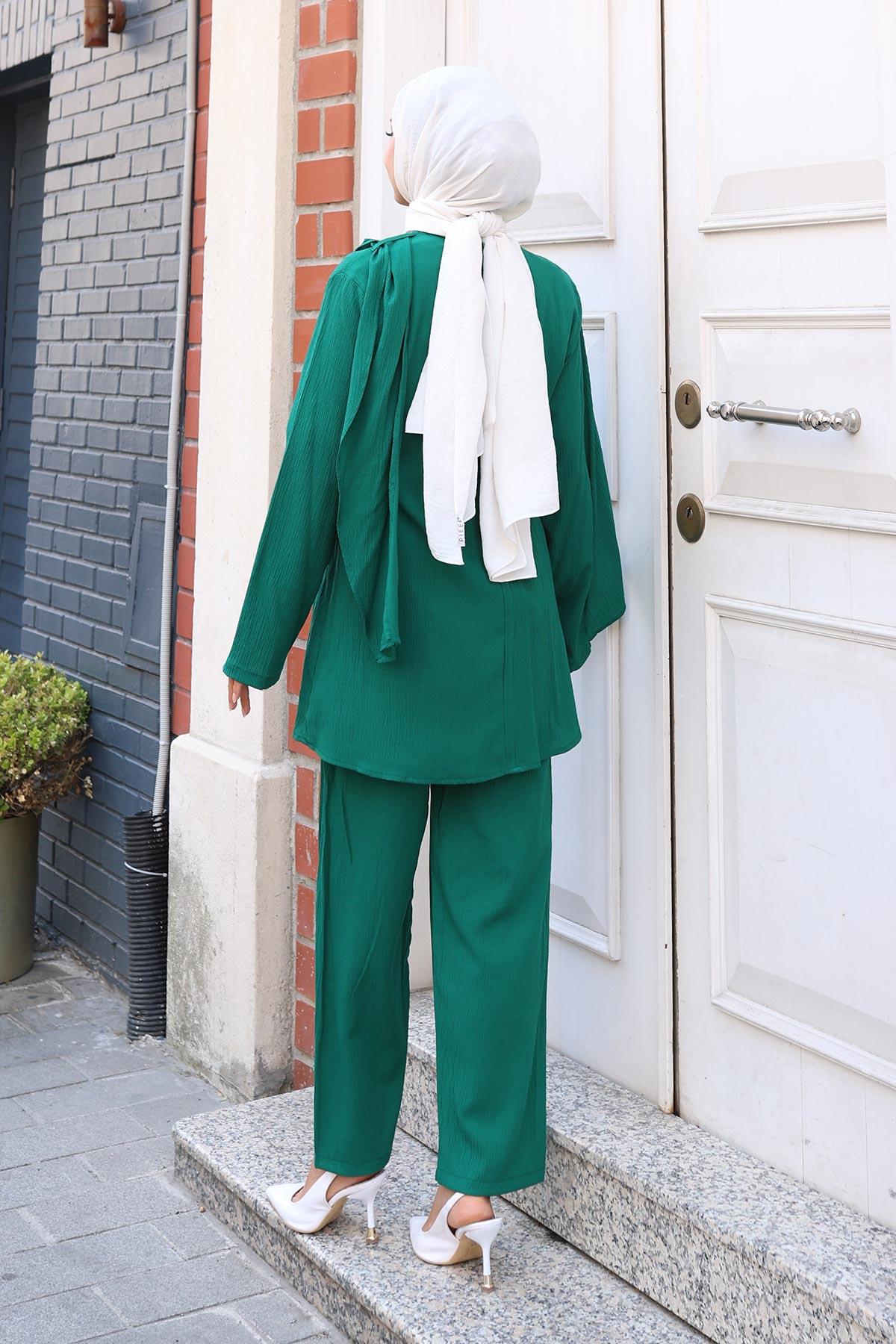 Pelerin Detaylı Takım Yeşil