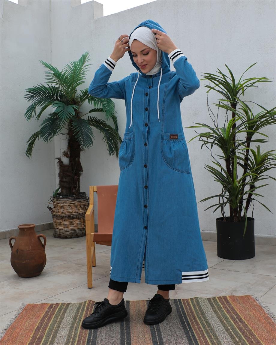 Siyah Düğmeli Tesettür Açık Kap