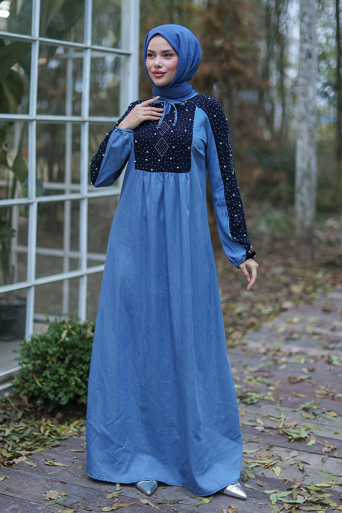 Taş Detaylı Açık Kot Elbise 