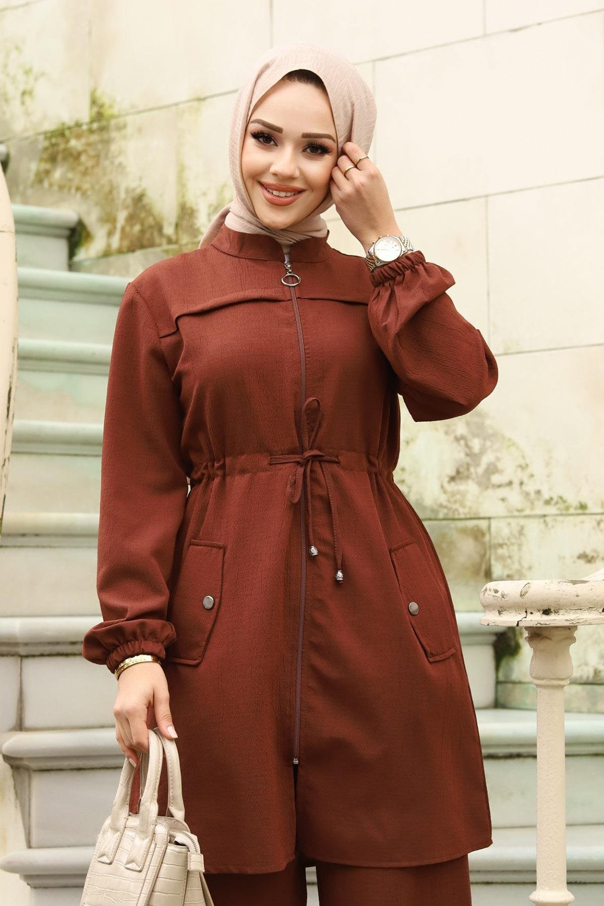 Tünel Detaylı Tesettür Kahverengi Takım 