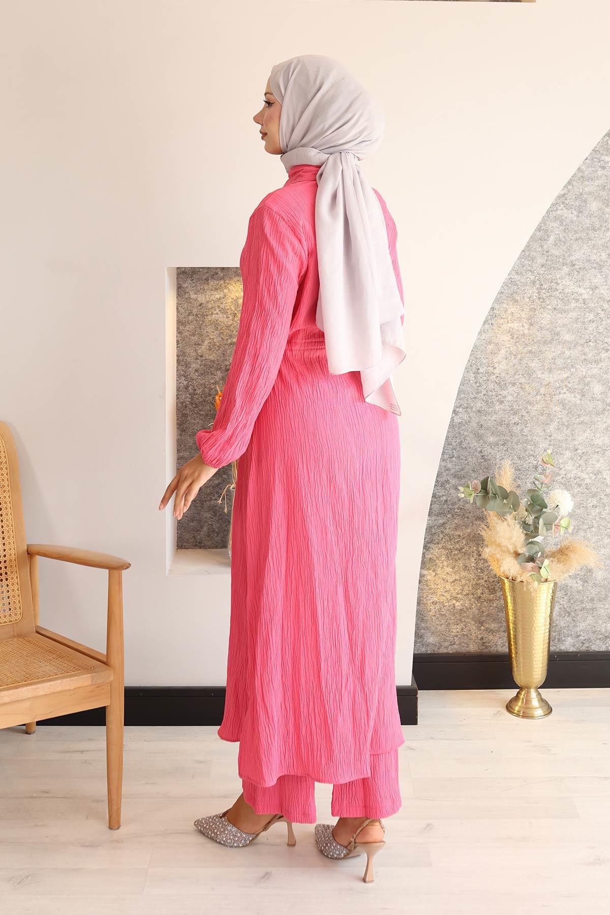 Yırtmaç Detaylı Uzun Takım Fuşya