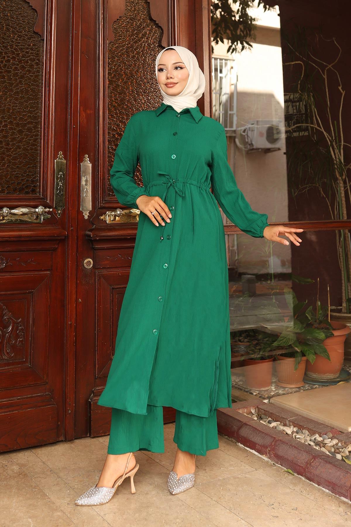 Yırtmaç Detaylı Uzun Takım Yeşil