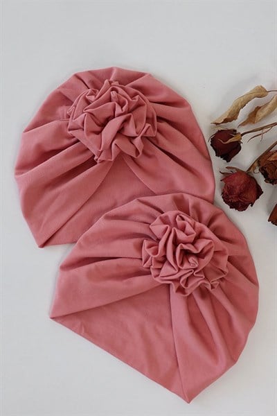 Koyu Pudra Pembe Renkli Çiçek Bone
