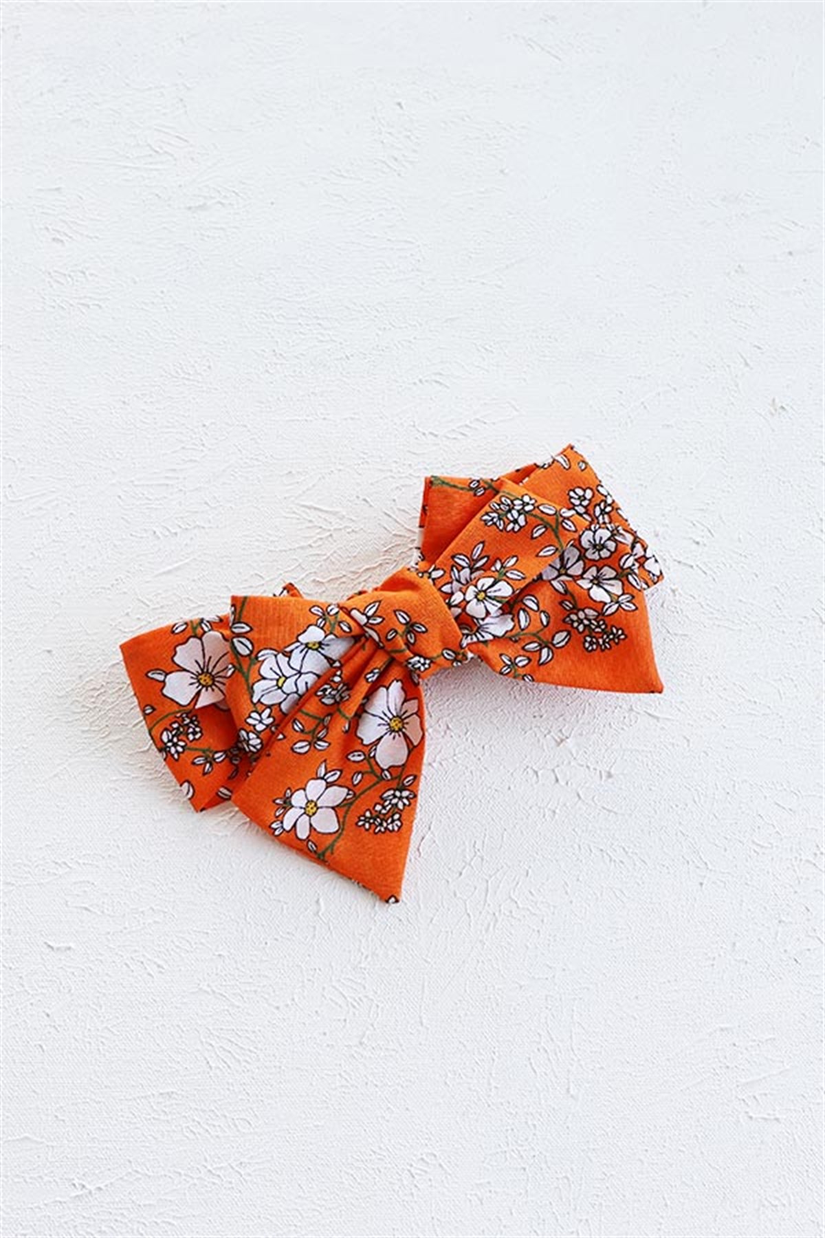 Turuncu Renkli Papatya Motifli Bebek Fiyonk Bandana