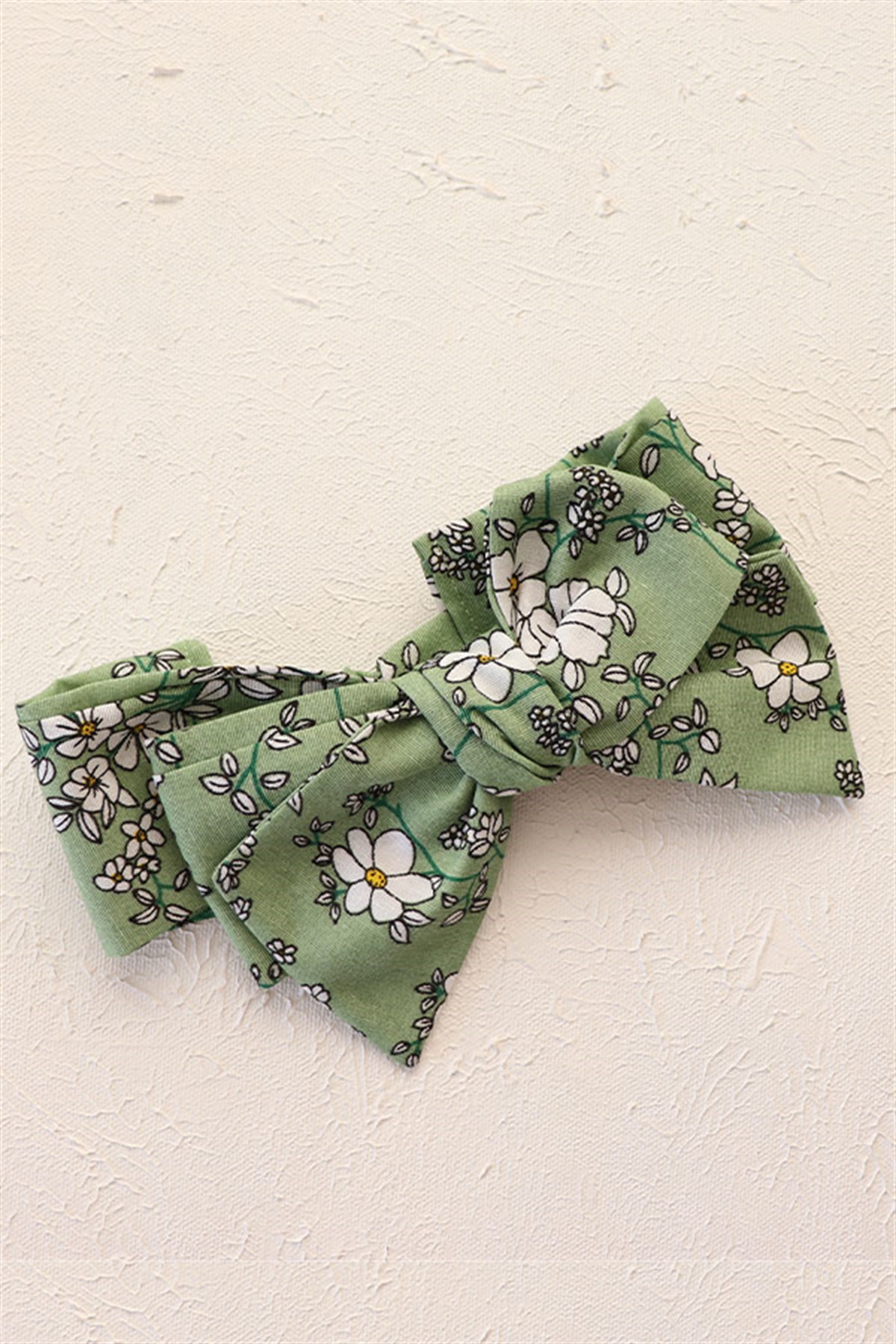 Yeşil Renkli Yeni Papatya Motifli Bebek Fiyonk Bandana