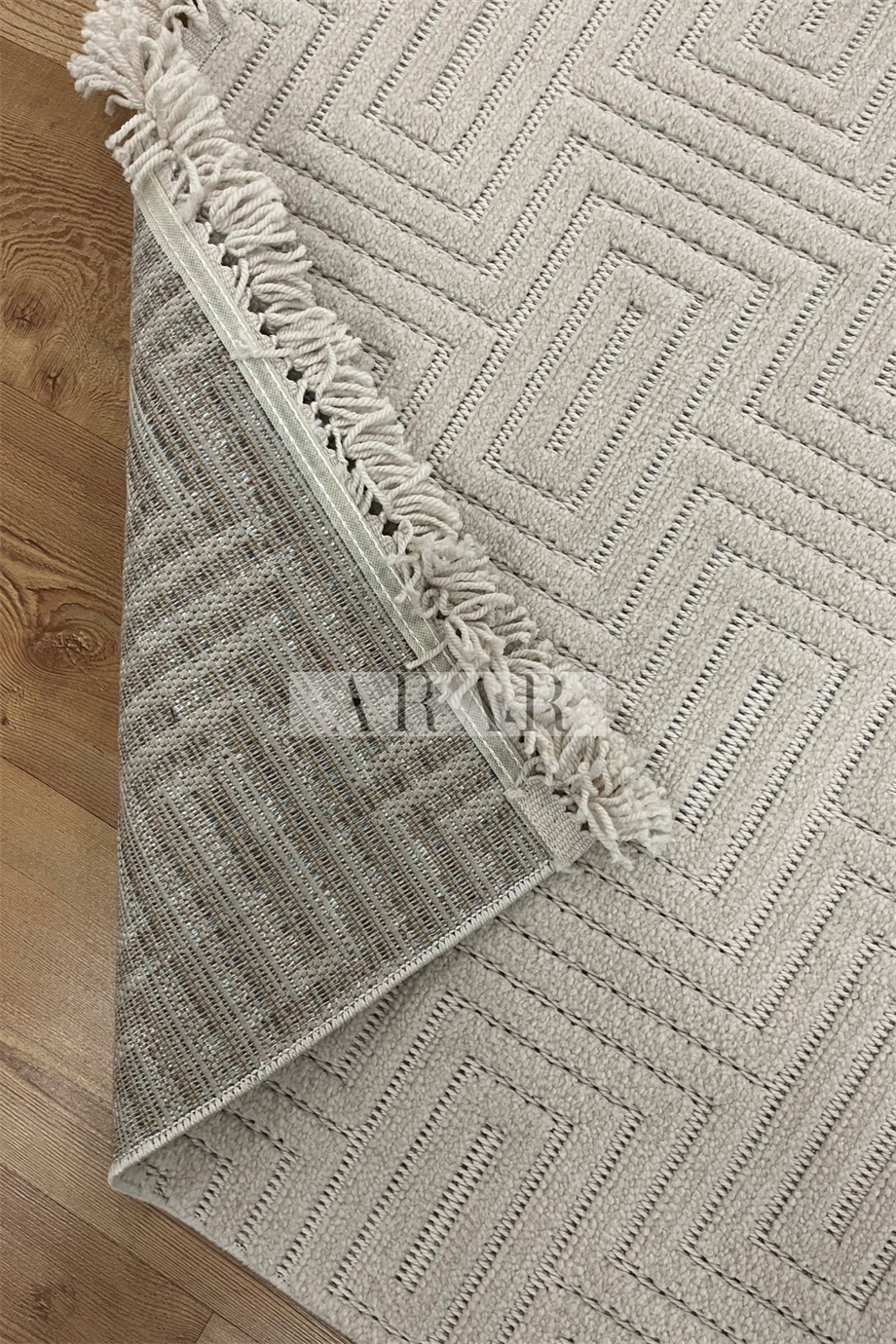 Side 1550-Bej Dokuma Taban Antitoz İskandinav Desenli Halı