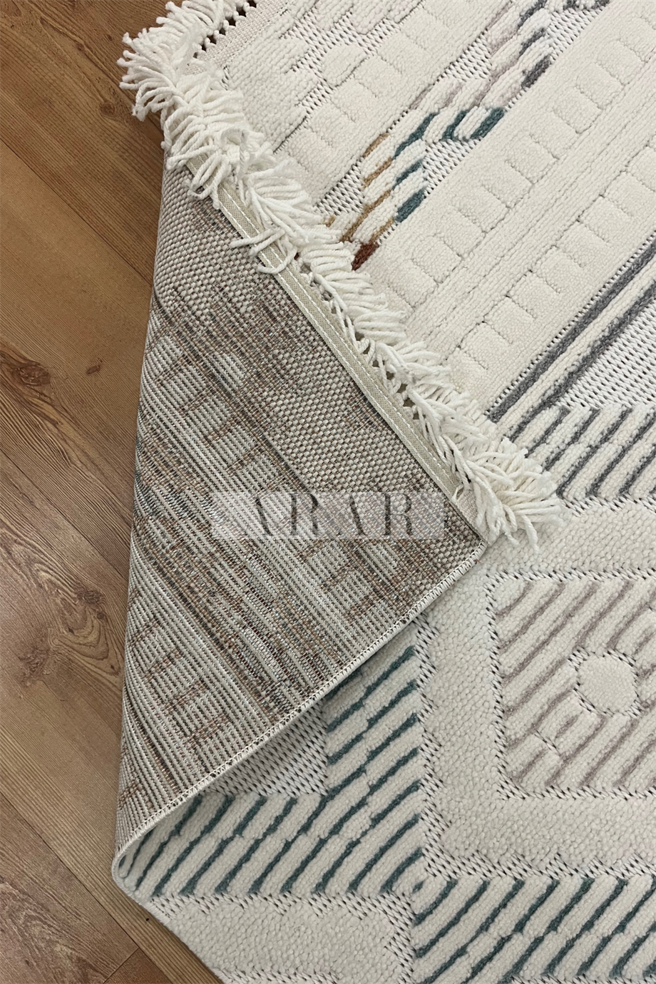 Side 1551 Multi-Krem Dokuma Taban Antitoz İskandinav Desenli Halı