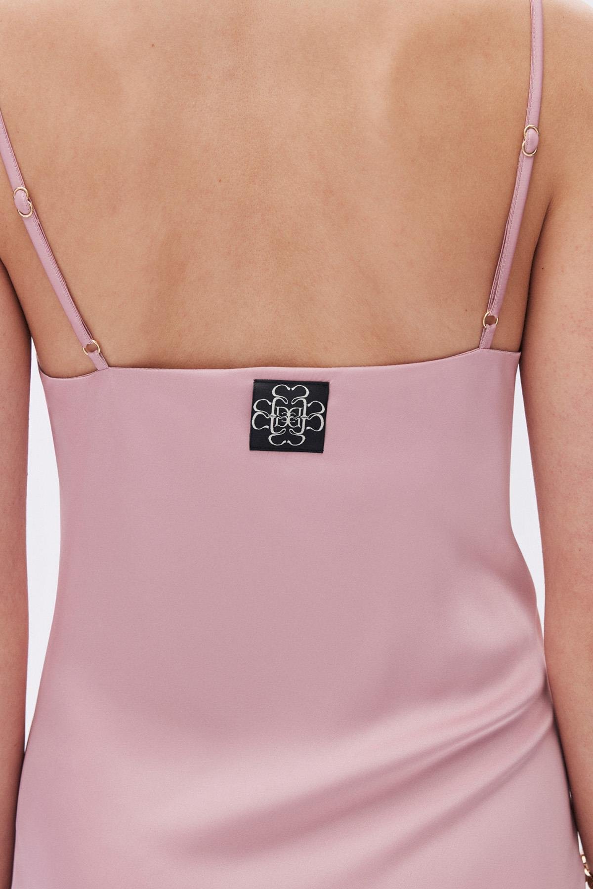 Êtincelle Gül Kurusu Degaje Yaka Askılı Kısa Saten Gecelik