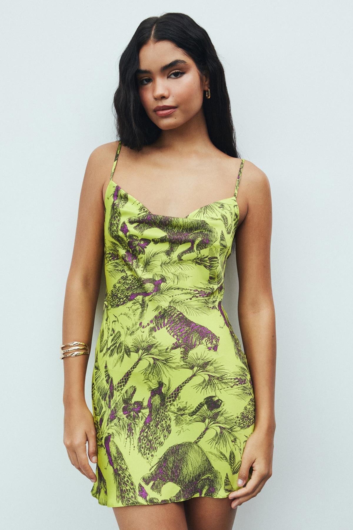 Êtincelle Satin Jardin Patterned Degaje Collar Strap Short Nightgown