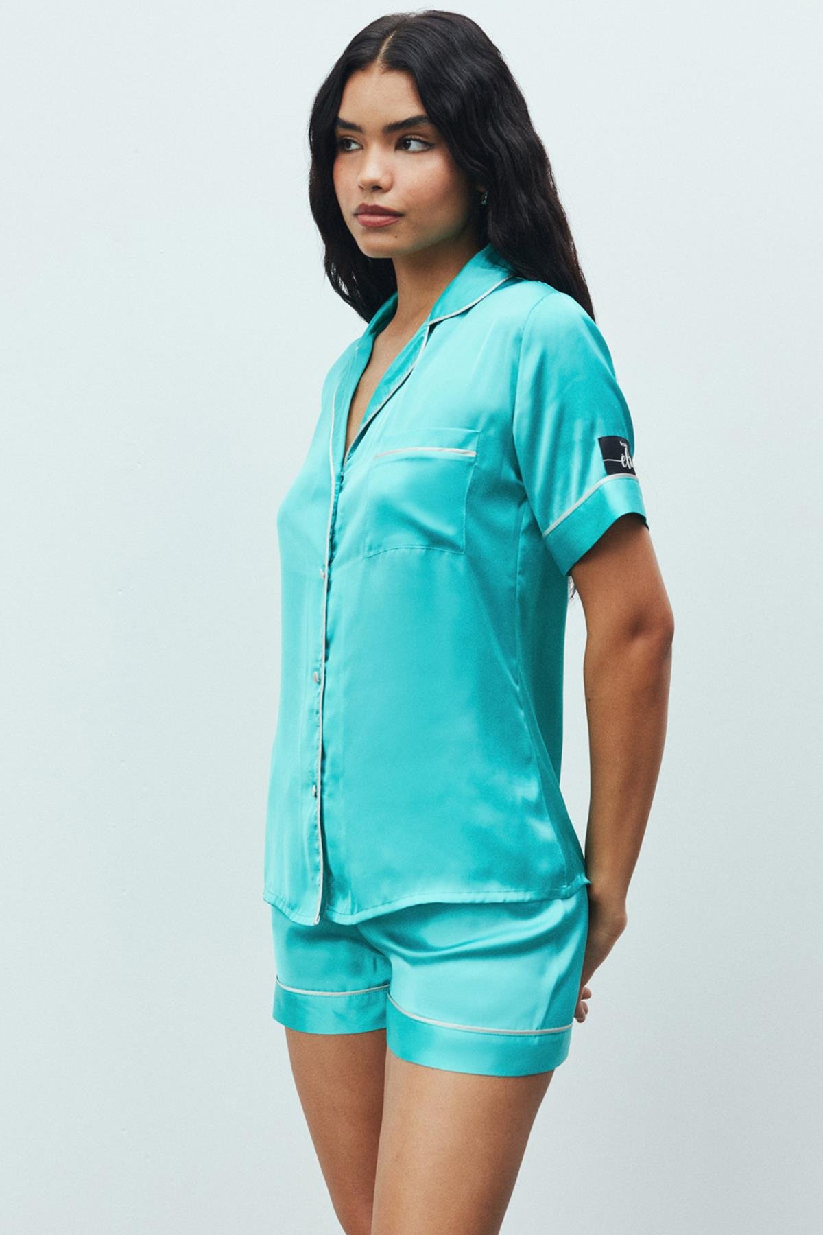 Amoureux Satin Turquoise Short Pajama Set