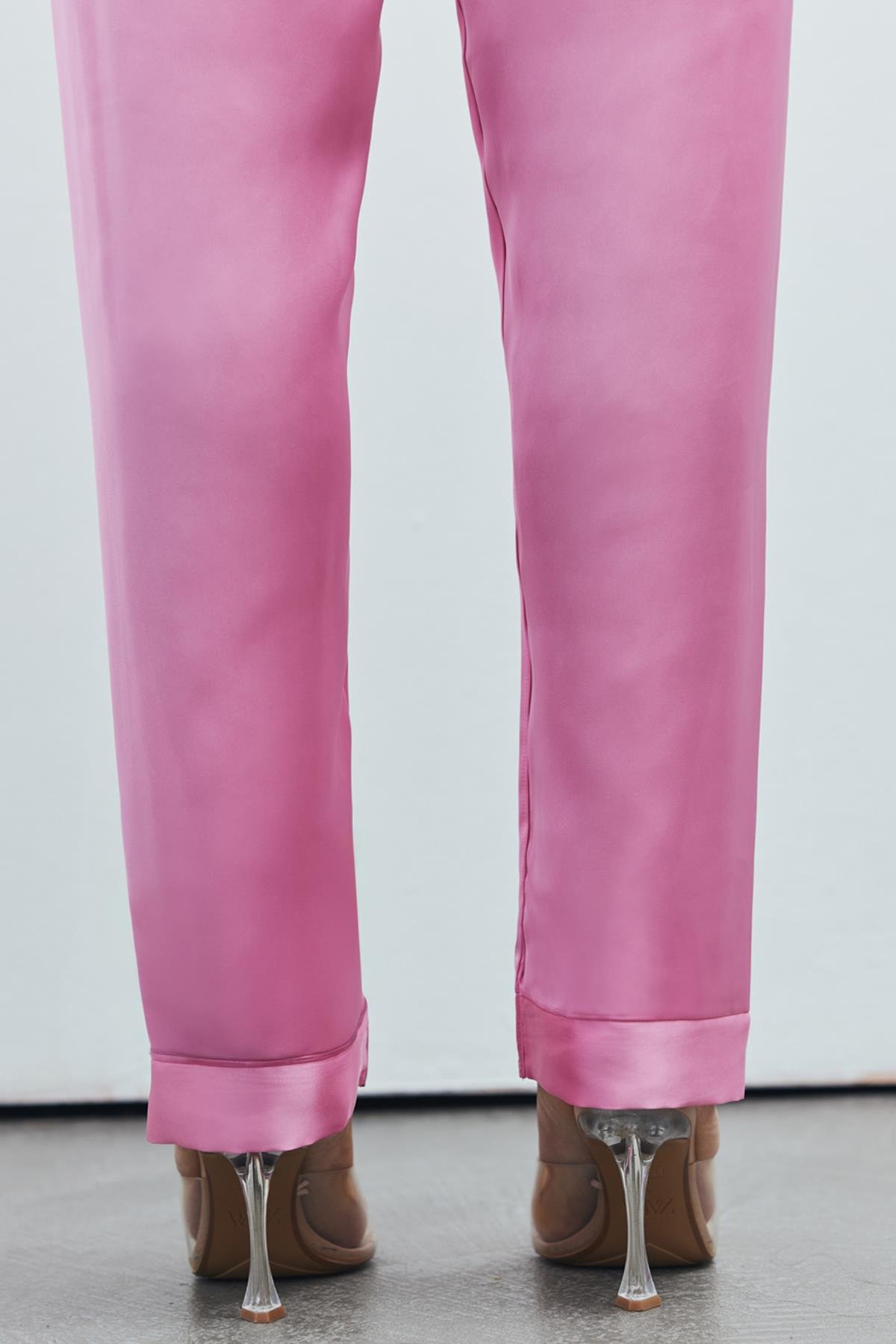 Brûleur Satin Candy Pink Degaje Collar Strap Long Pajama Set