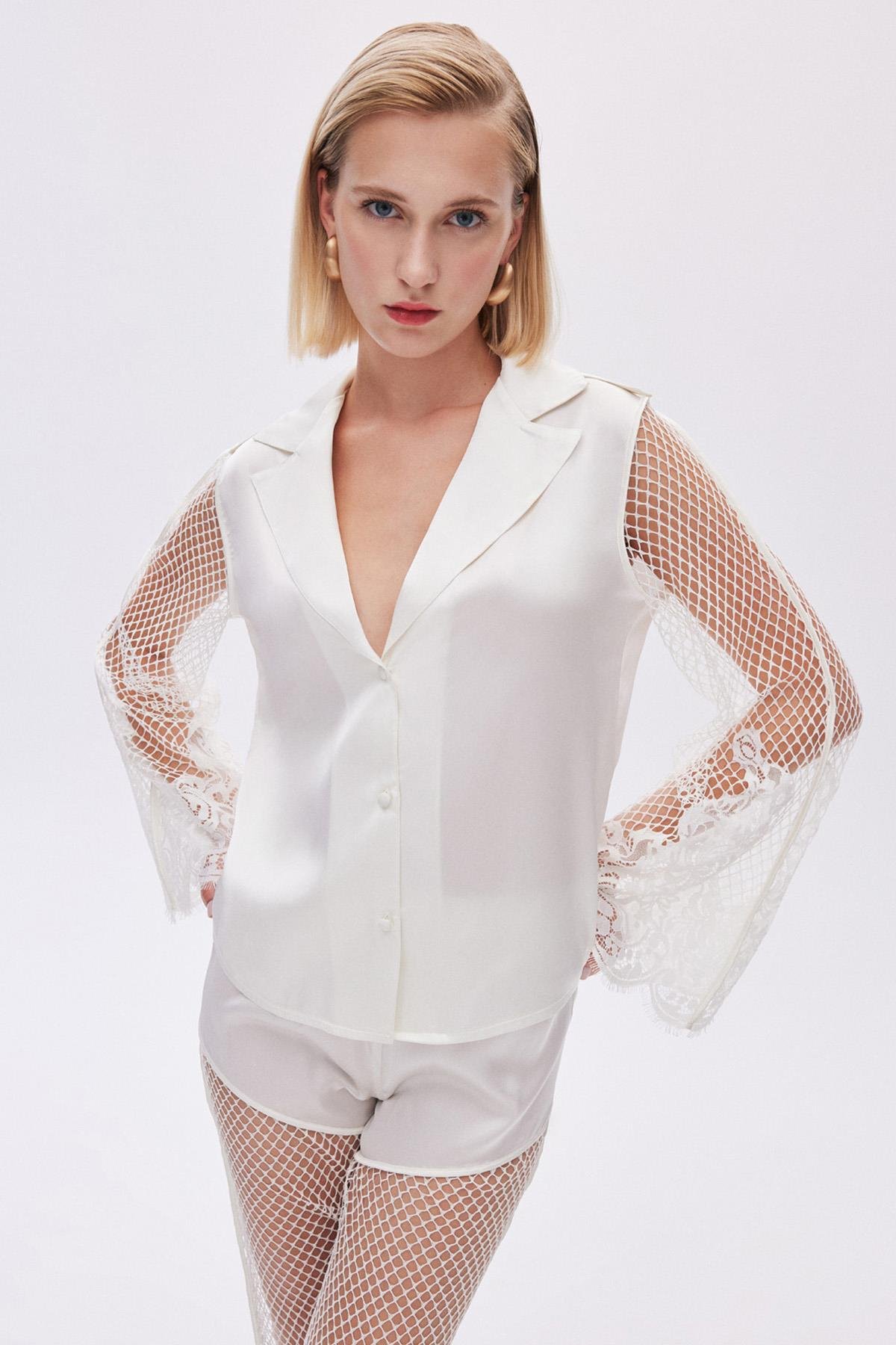 Calla Lily Ekru Dantel Detaylı Uzun Saten Pijama Takımı