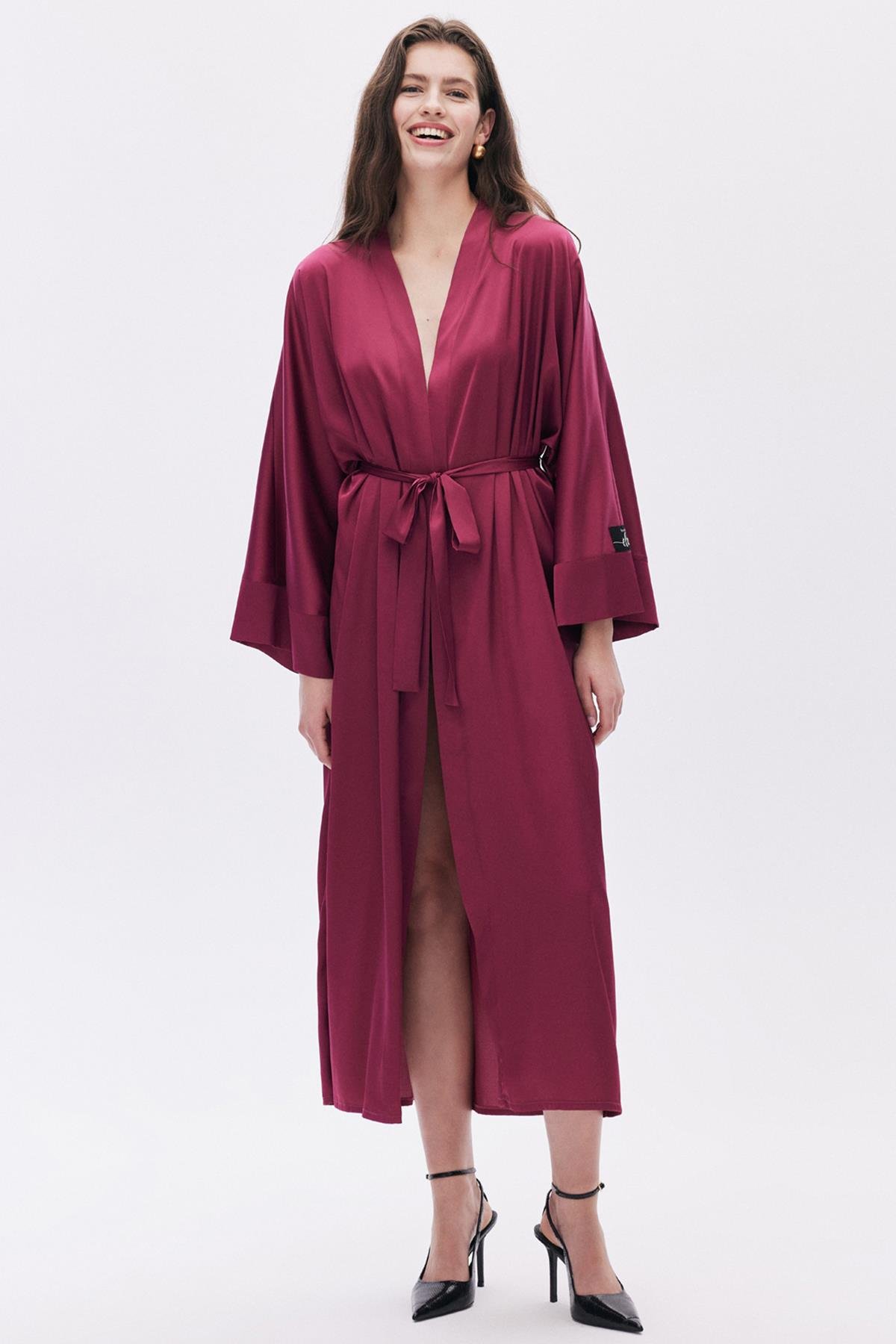 Frappant Bordo Uzun Saten Sabahlık / Kimono