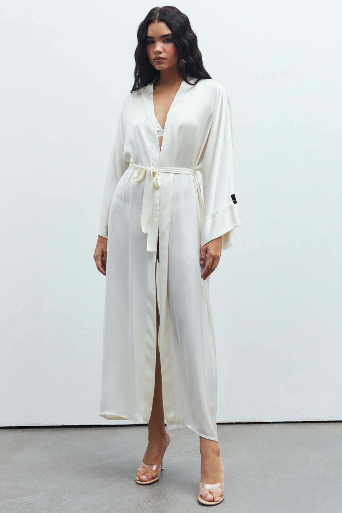 Frappant Ekru Uzun Saten Sabahlık / Kimono