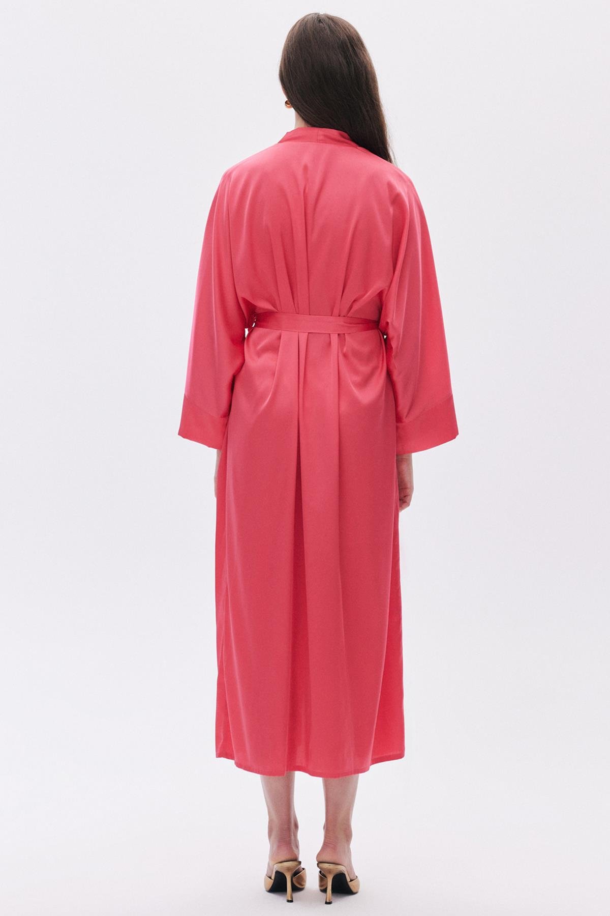 Frappant Elu Pembesi Uzun Saten Sabahlık / Kimono