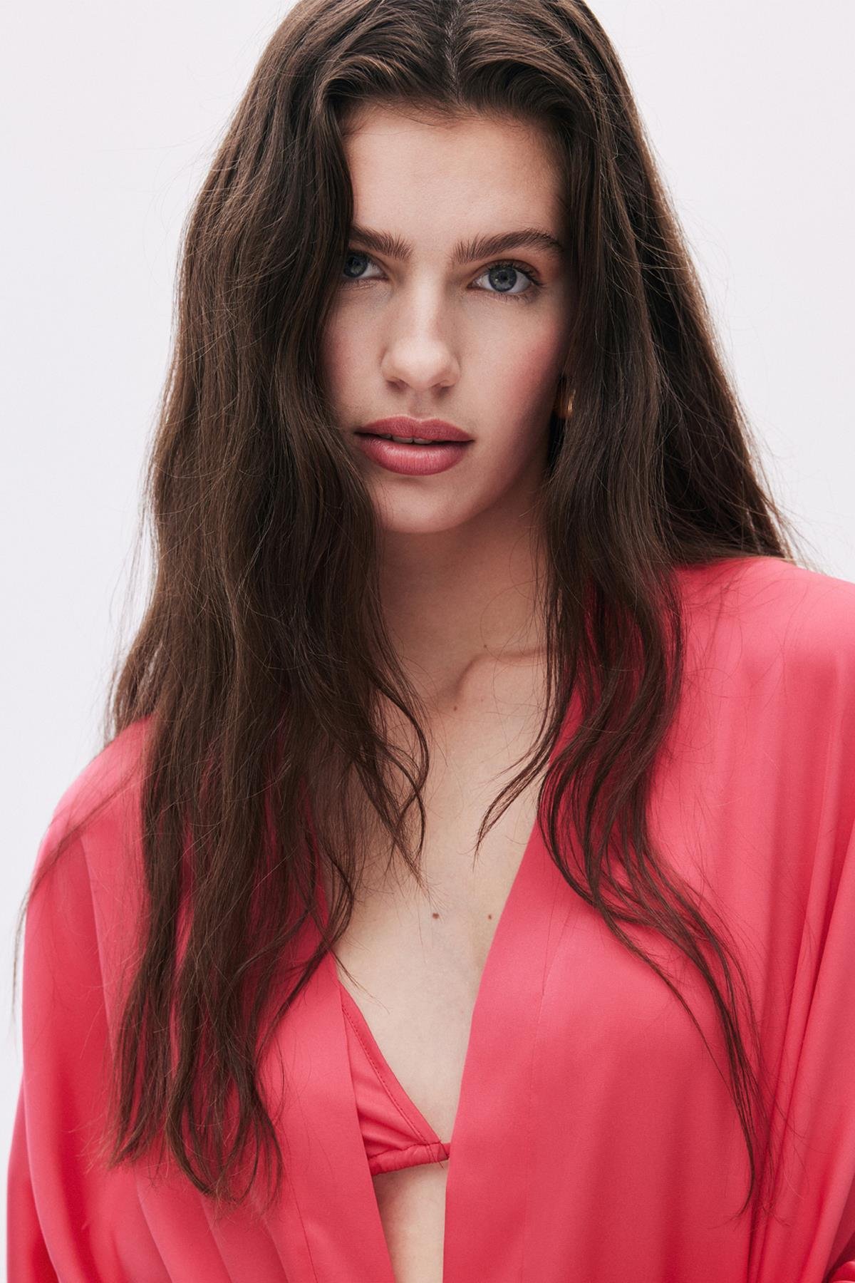 Frappant Elu Pembesi Uzun Saten Sabahlık / Kimono