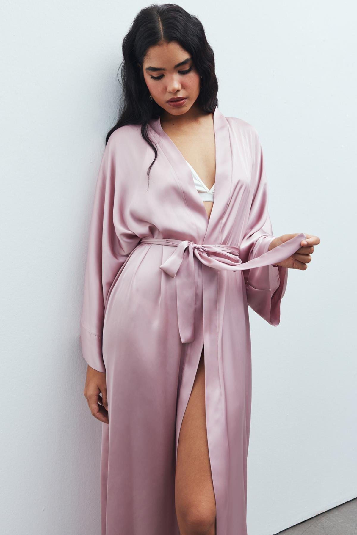 Frappant Gül Kurusu Uzun Saten Sabahlık / Kimono