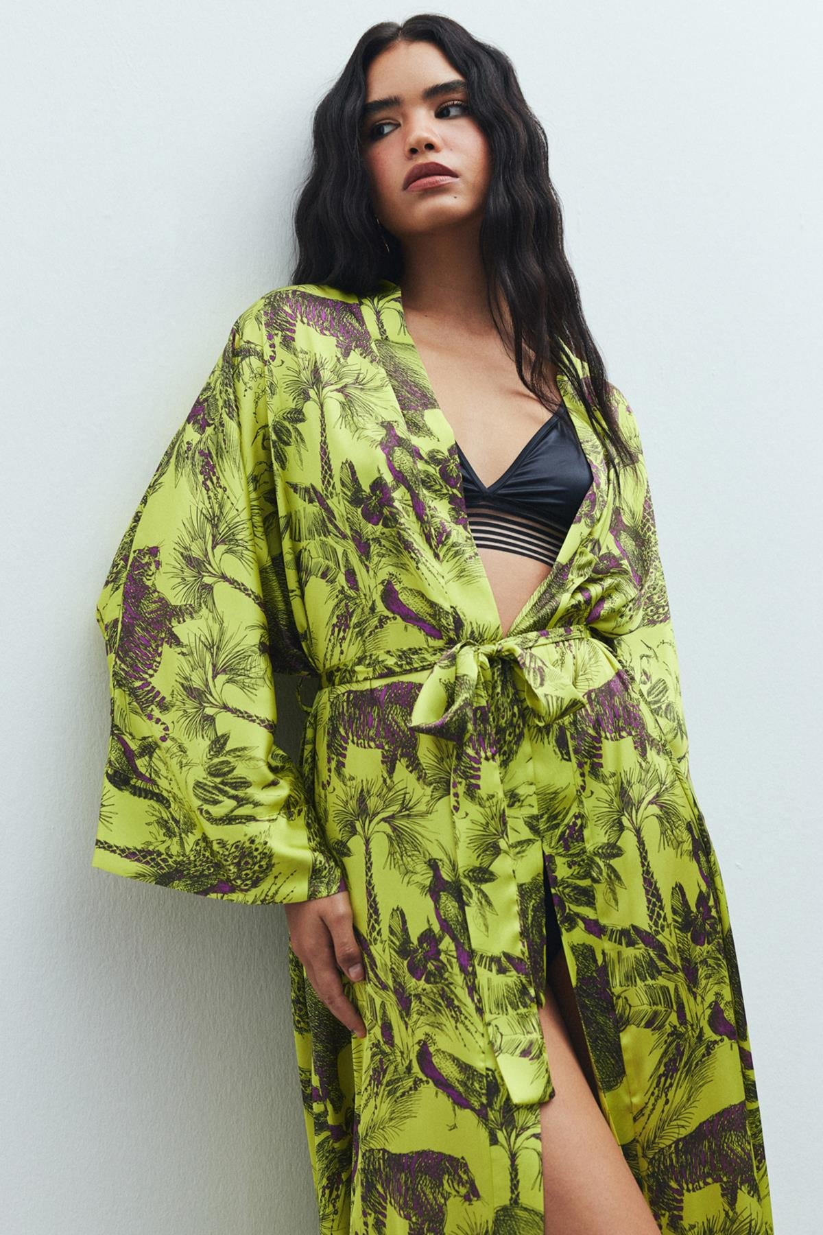 Frappant Jardin Desenli Uzun Saten Sabahlık / Kimono