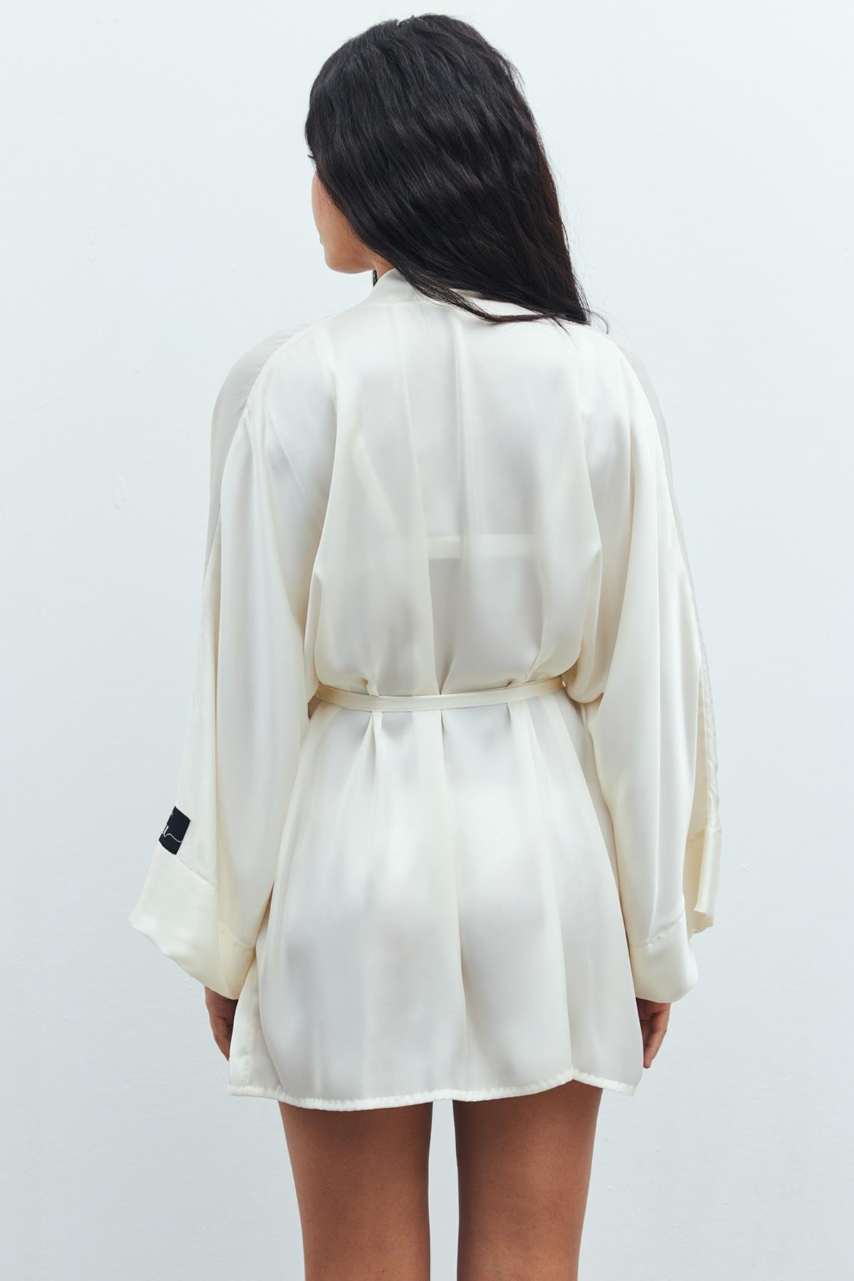 Fumée Ekru Kısa Saten Sabahlık / Kimono