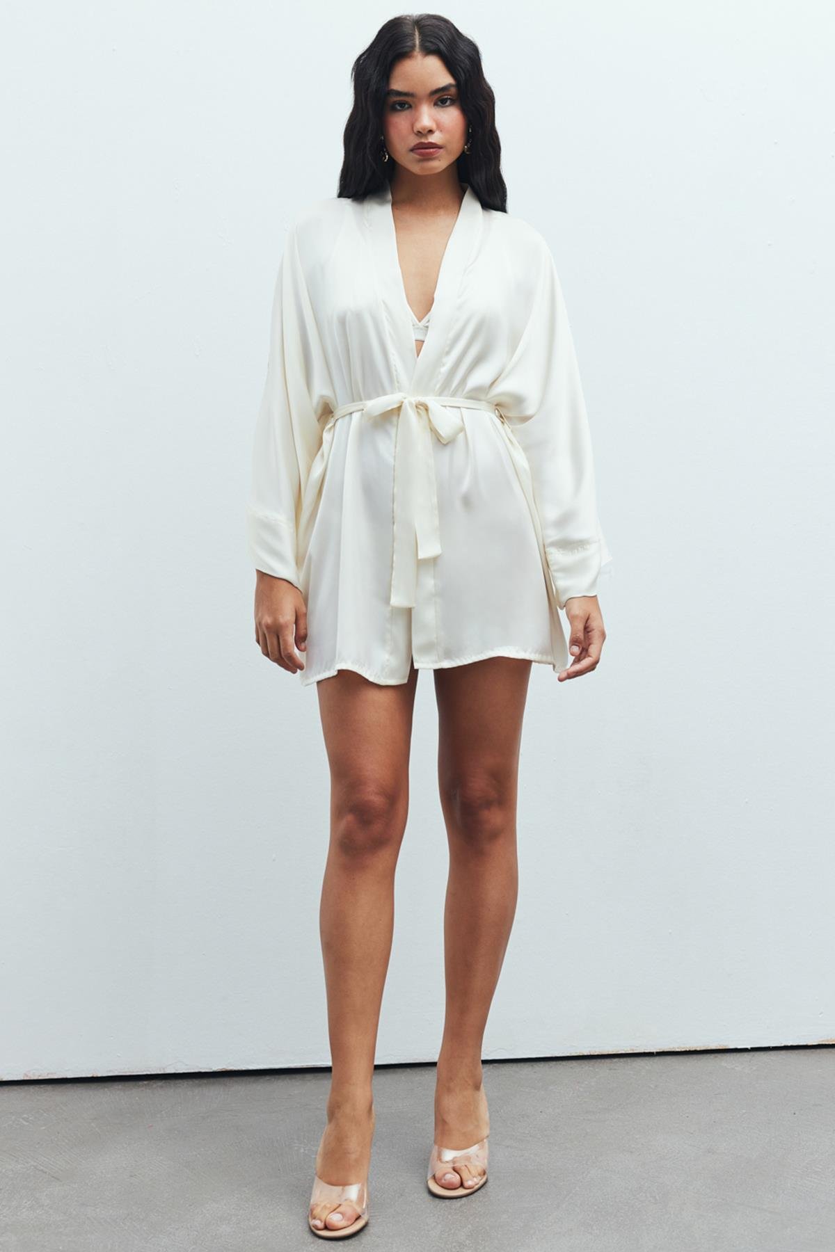 Fumée Ekru Kısa Saten Sabahlık / Kimono