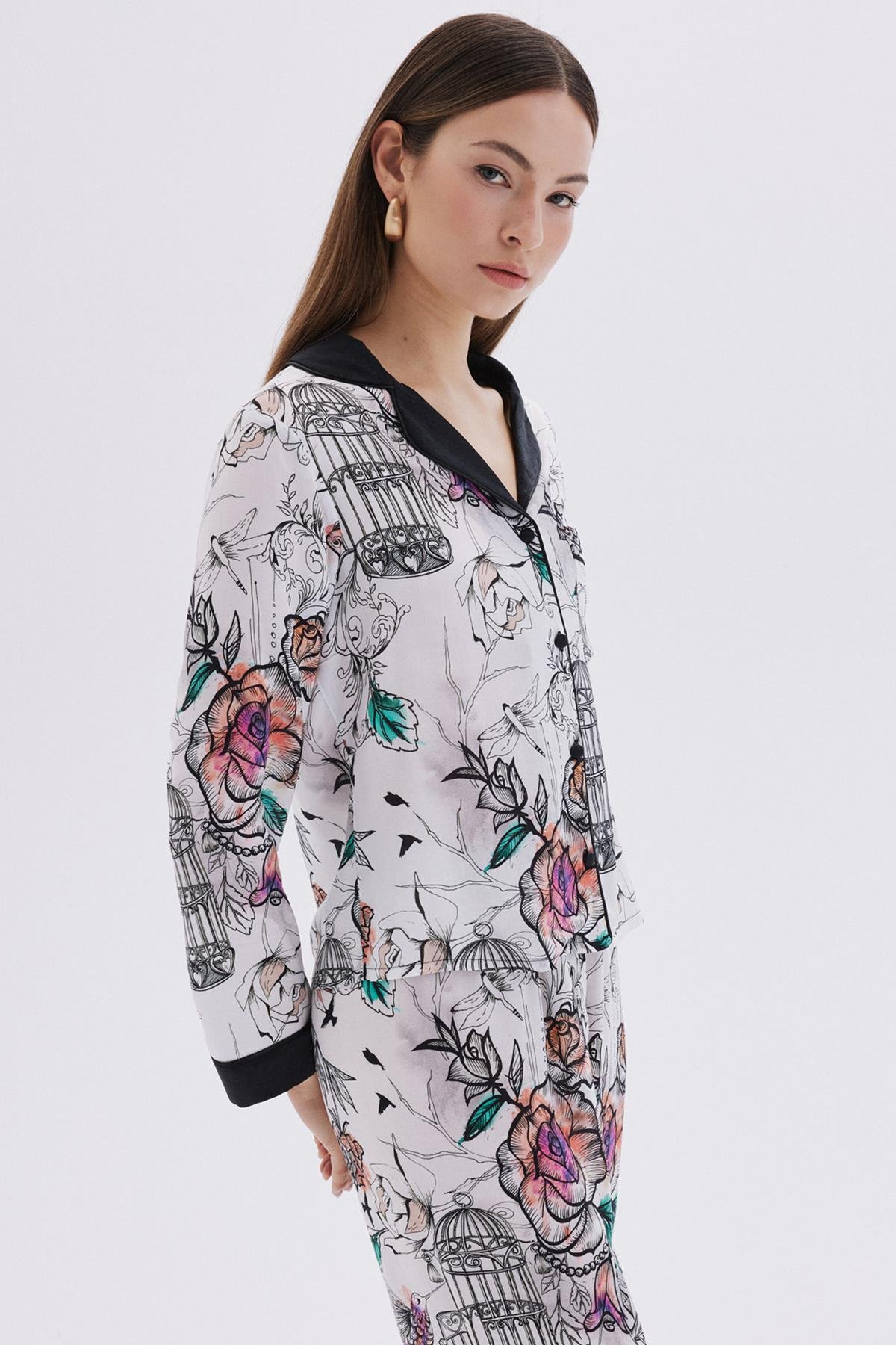 Maison Royale Desenli Saten Detaylı Uzun Viskon Pijama Takımı