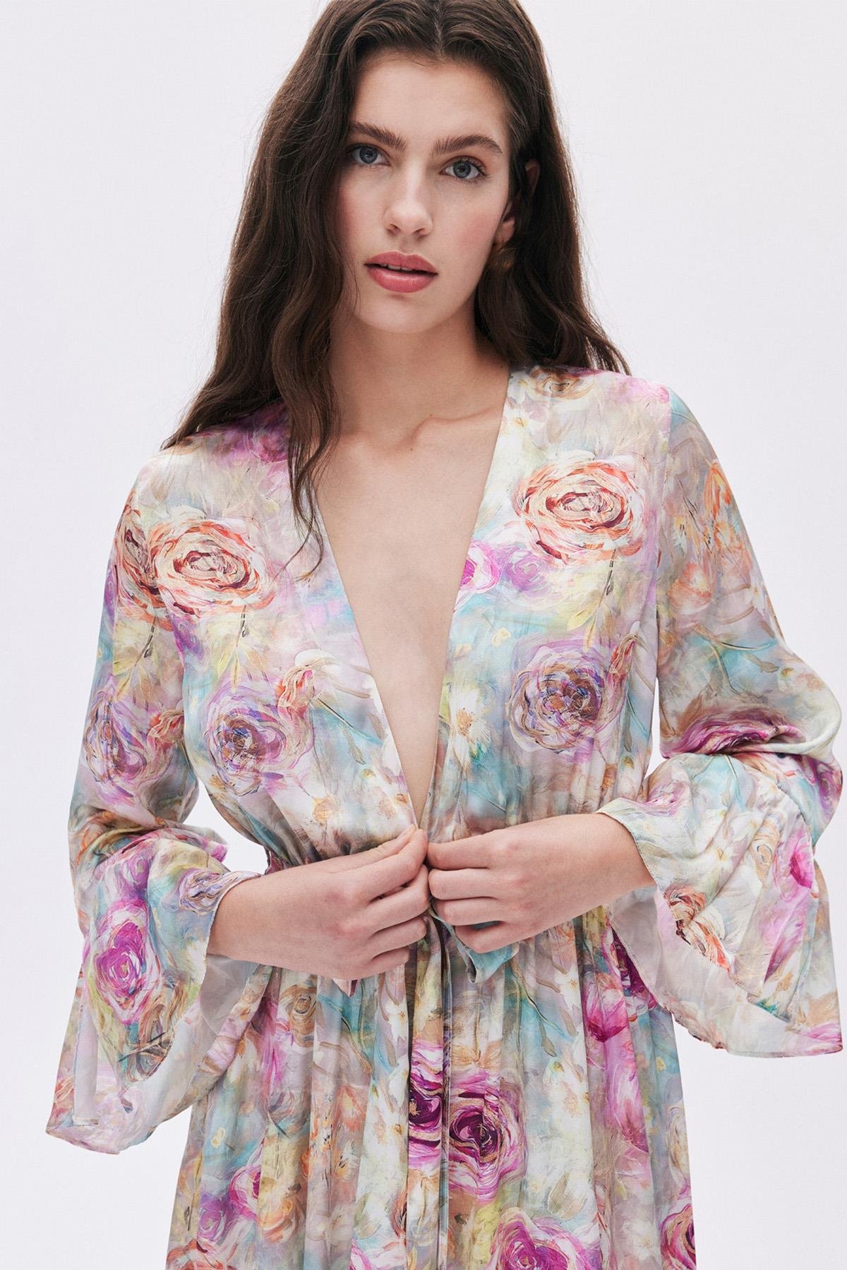 Marguerite Desenli Uzun Saten Sabahlık / Kimono