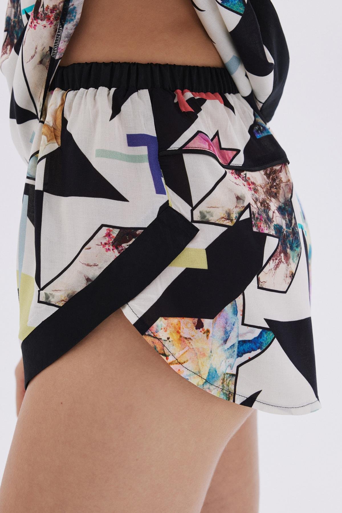 Mixte Saten Detaylı Viskon Askılı Kısa Pijama Takımı