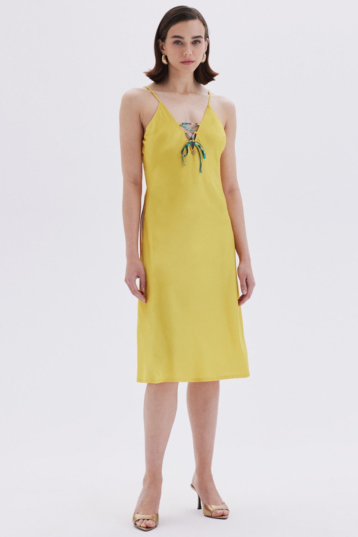 Monet's Bond Hardal Askılı Uzun Saten Gecelik