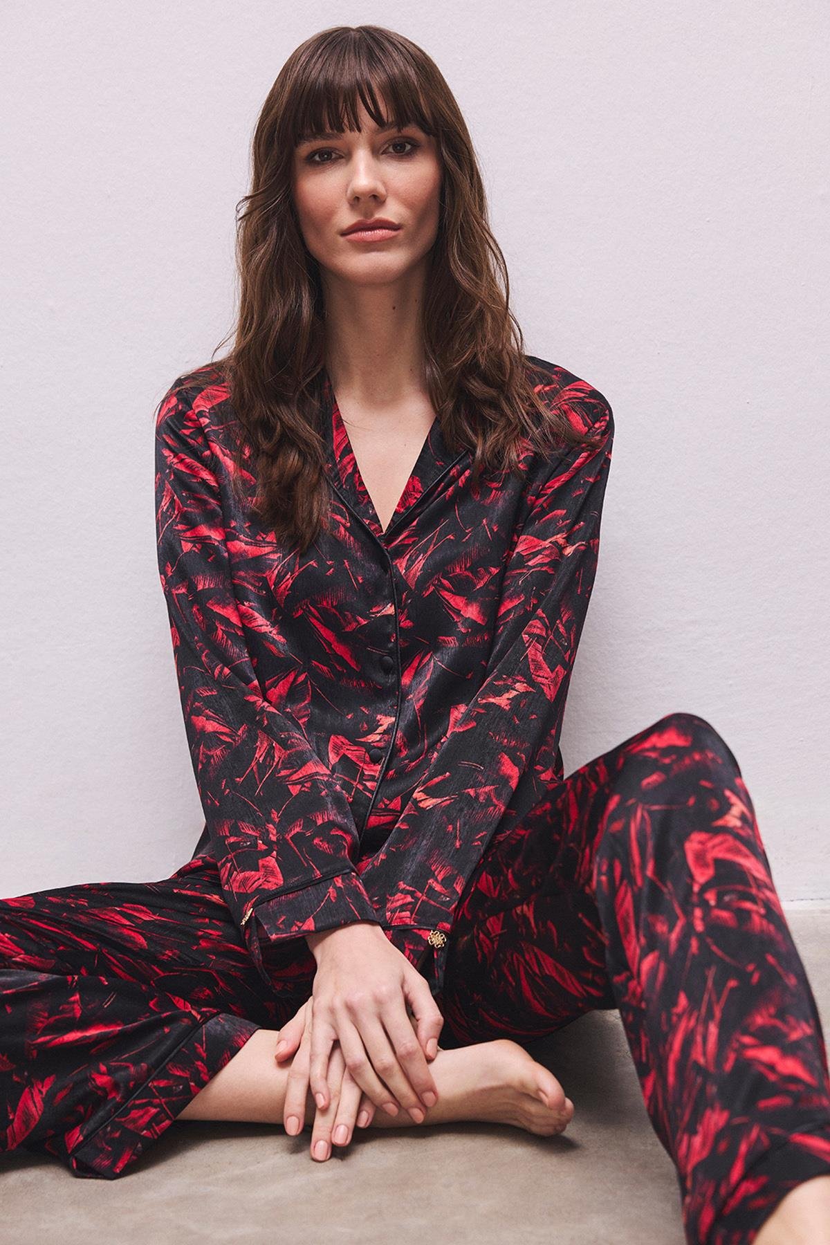 Nissa Patterned Satin Long Pajama Set