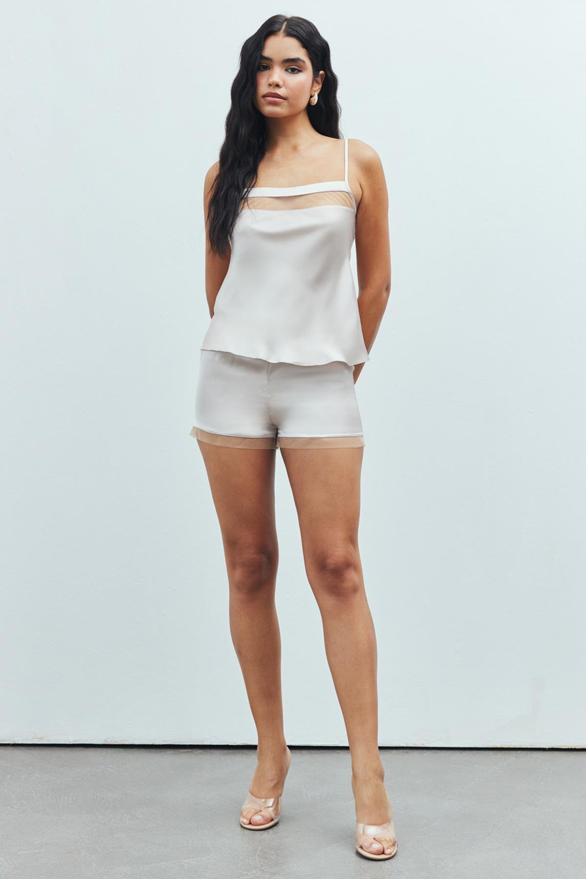 Nuit Tulle Detailed Satin Stone Color Strap Pajama Set