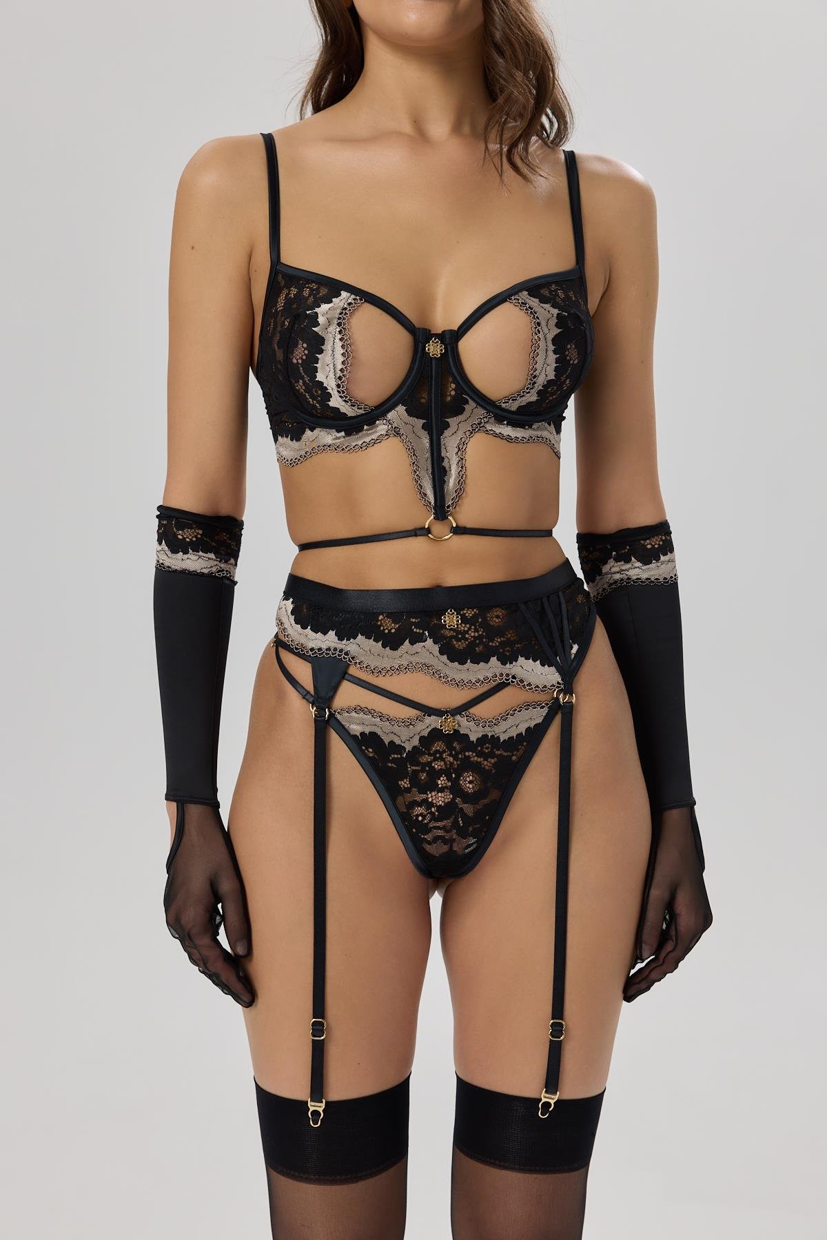 Sensure Siyah Dantelli String