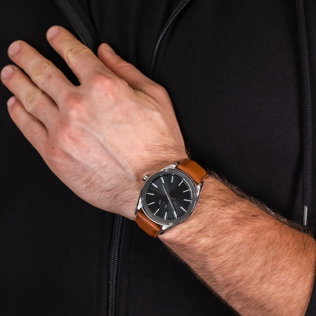 Armani Exchange AX2808 Erkek Kol Saati