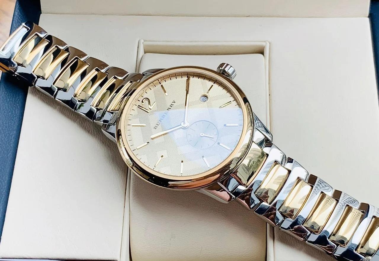 Burberry BU10011 Erkek Kol Saati