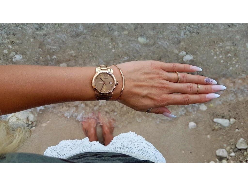 Burberry BU9126 Kadın Kol Saati