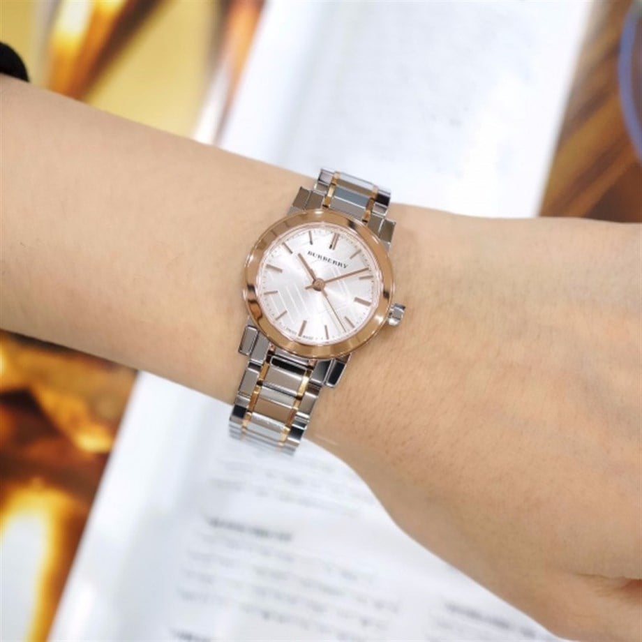 Burberry BU9205 Bayan Kol Saati