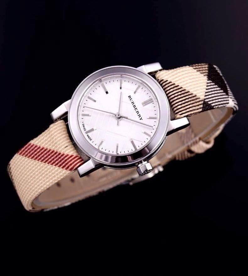 Burberry BU9212 Kadın Kol Saati