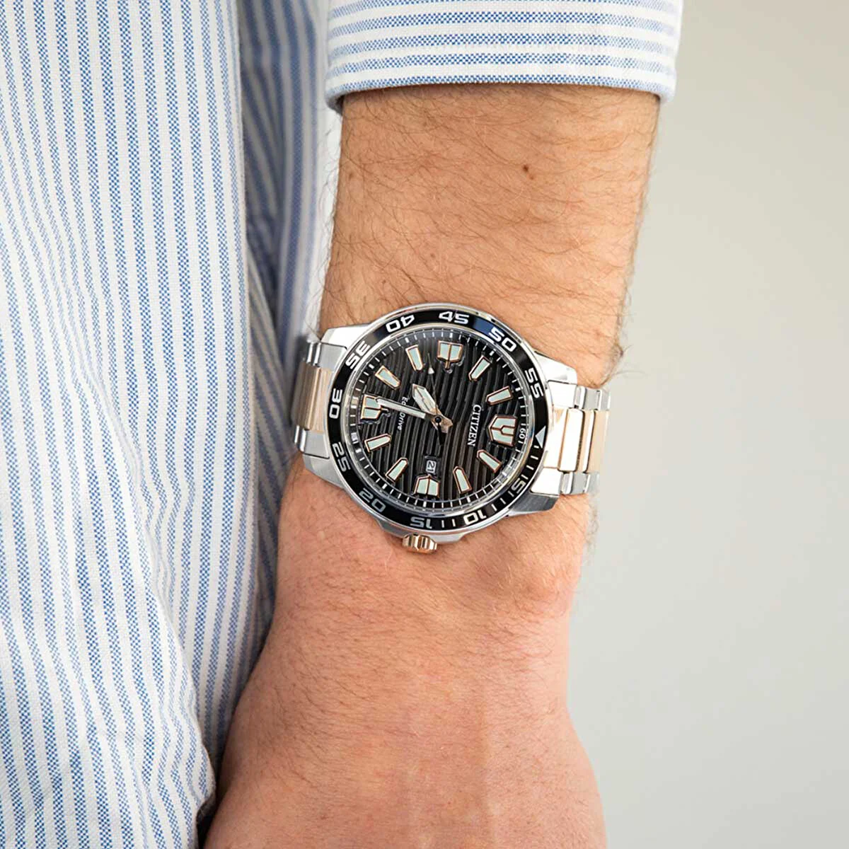 Citizen Eco-Drive AW1524-84E Erkek Kol Saati